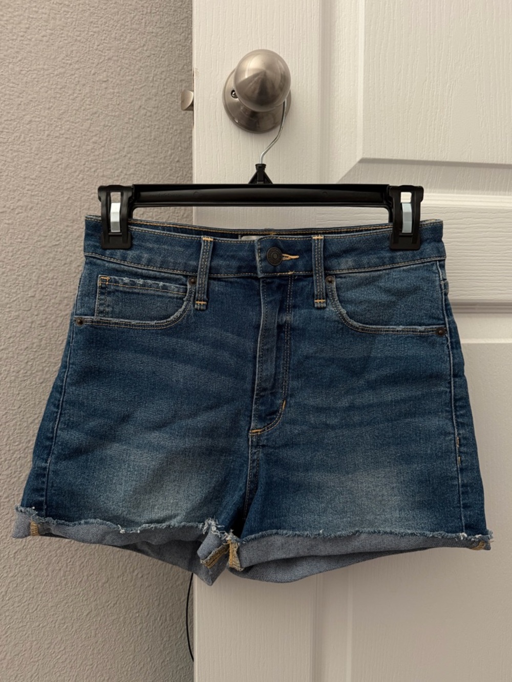 Abercrombie high waist shorts - 0